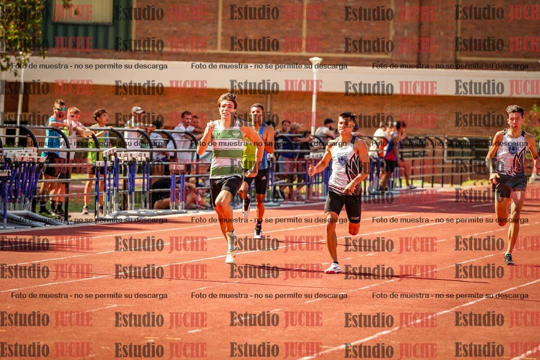Fotos de los 400 m llanos de varones