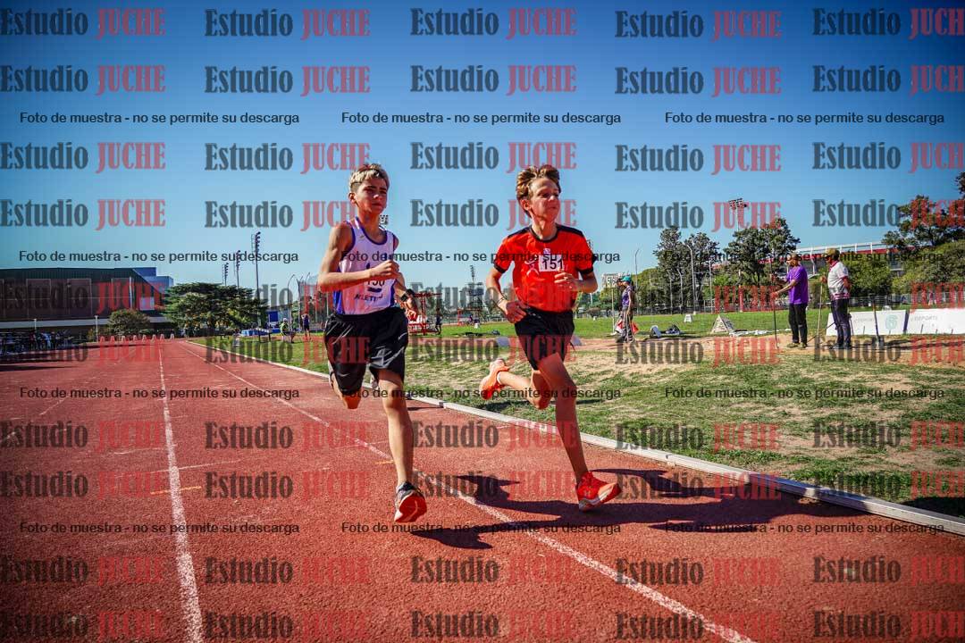 Fotos de los 600 m llanos de varones