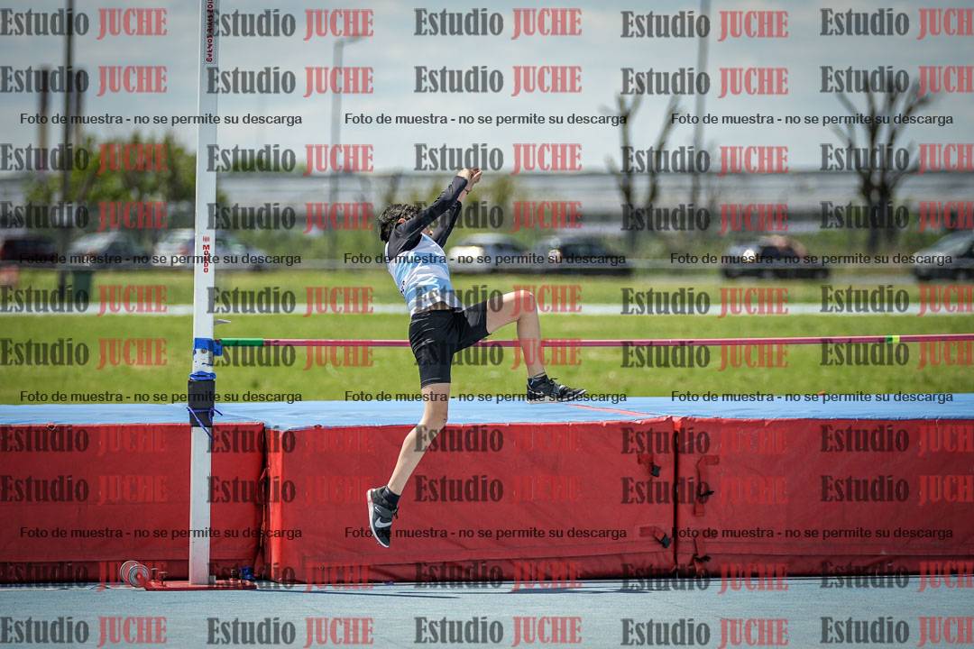 Fotos del salto en alto de varones - U12