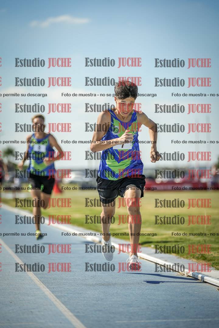 Fotos de los 600 m llanos de varones
