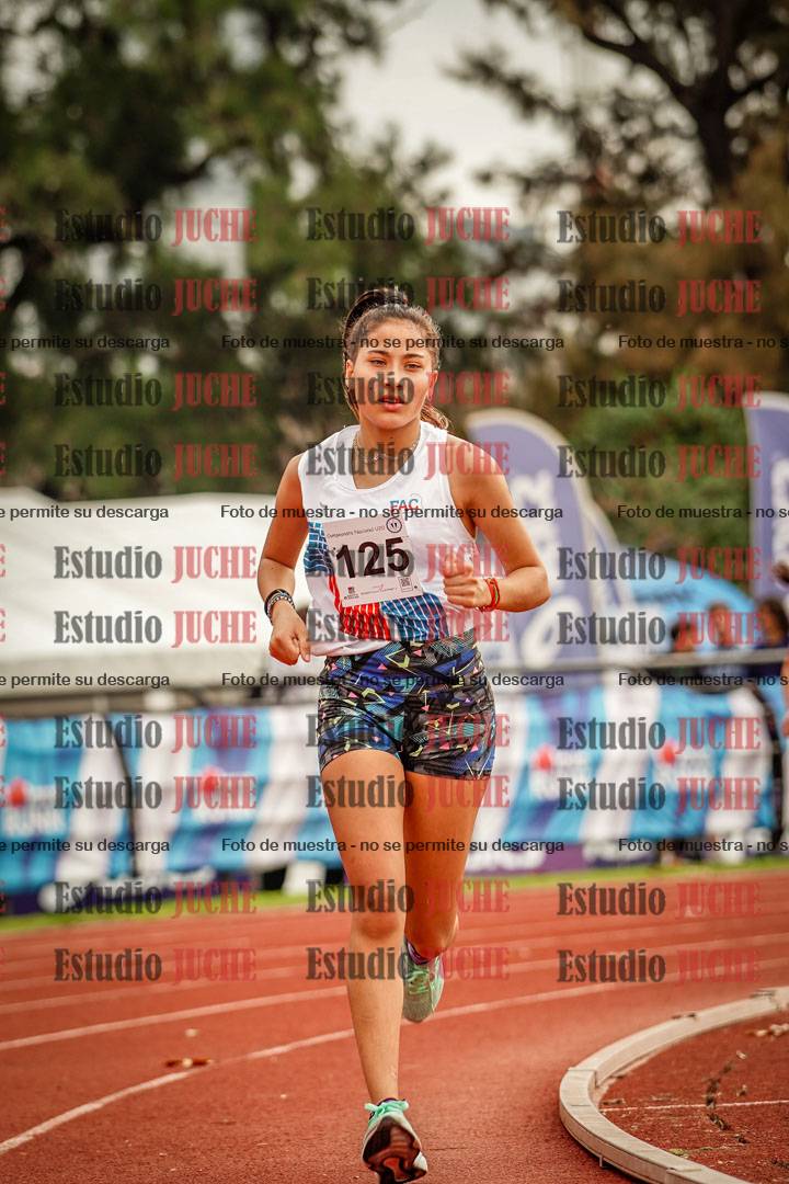 Fotos de los 5000 m llanos de mujeres