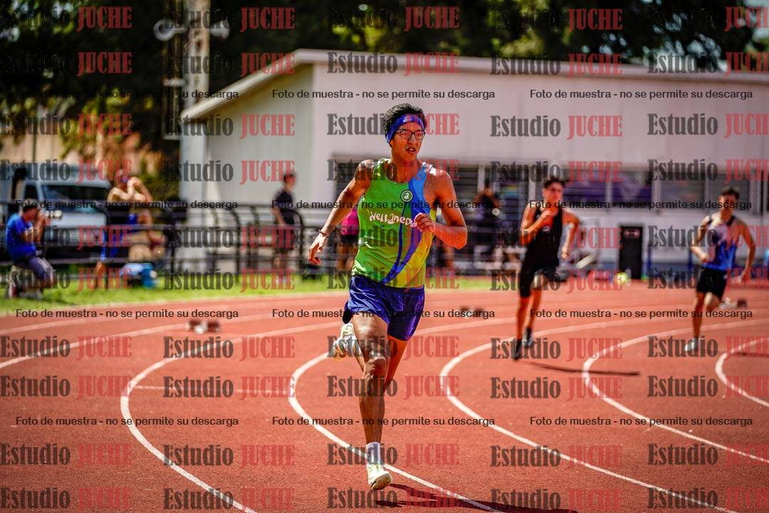 Fotos de los 400 m llanos de varones