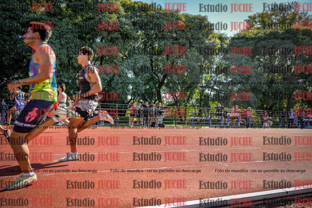 Fotos de los 100 m llanos de varones