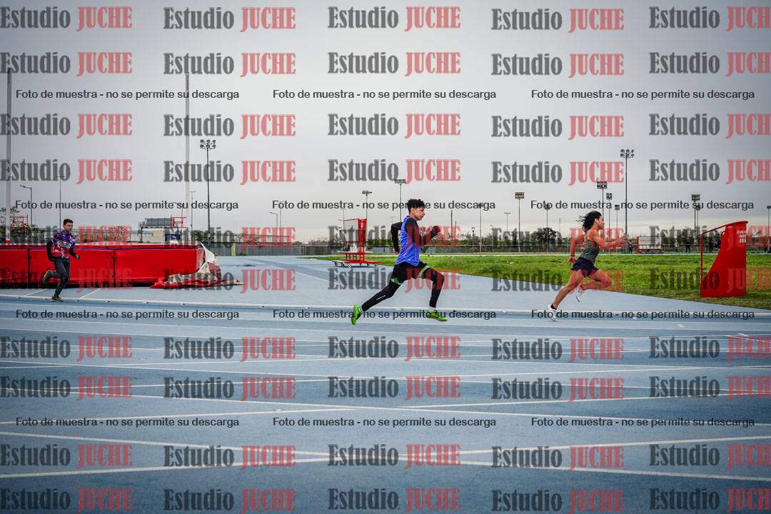 Fotos de los 150 m llanos de varones - U14