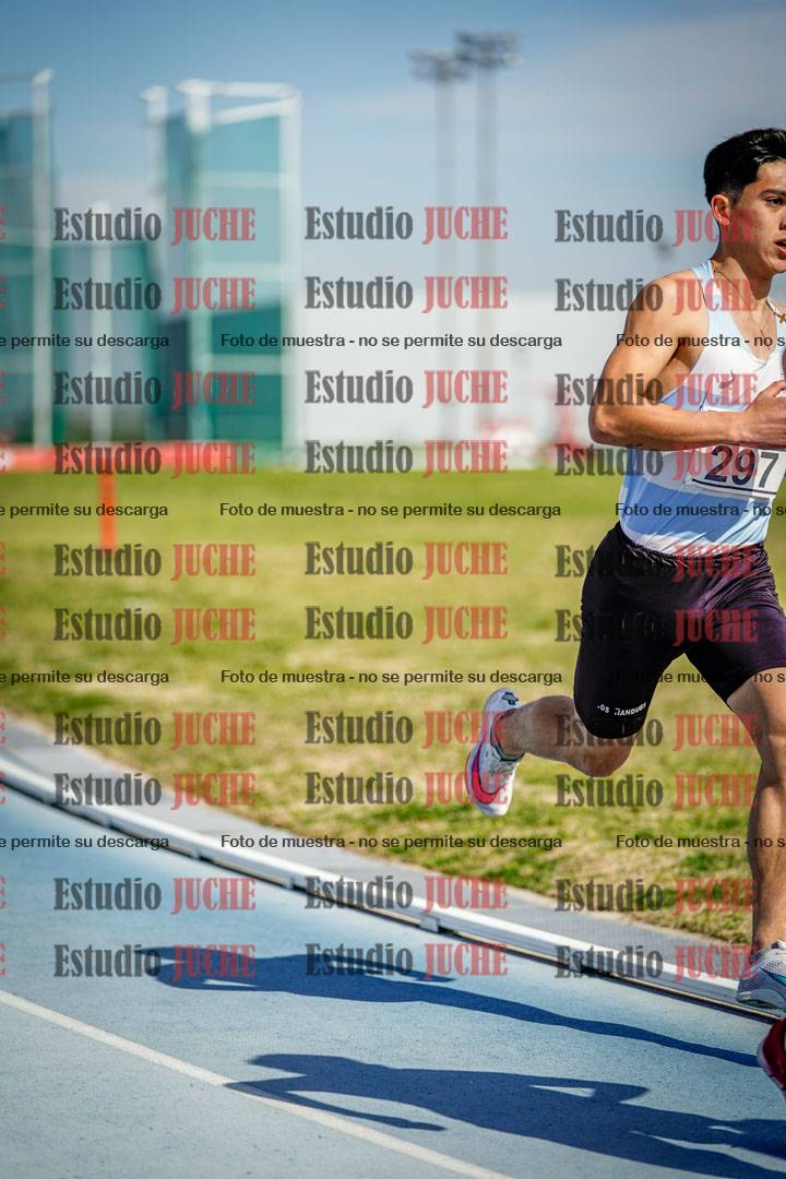 Fotos de los 3000 m llanos de varones