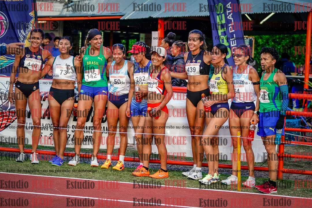 Fotos de algunos extras y podios del día 3