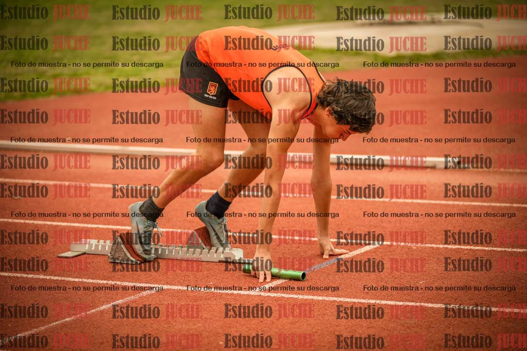 Fotos de las Postas 4x400 m de varones