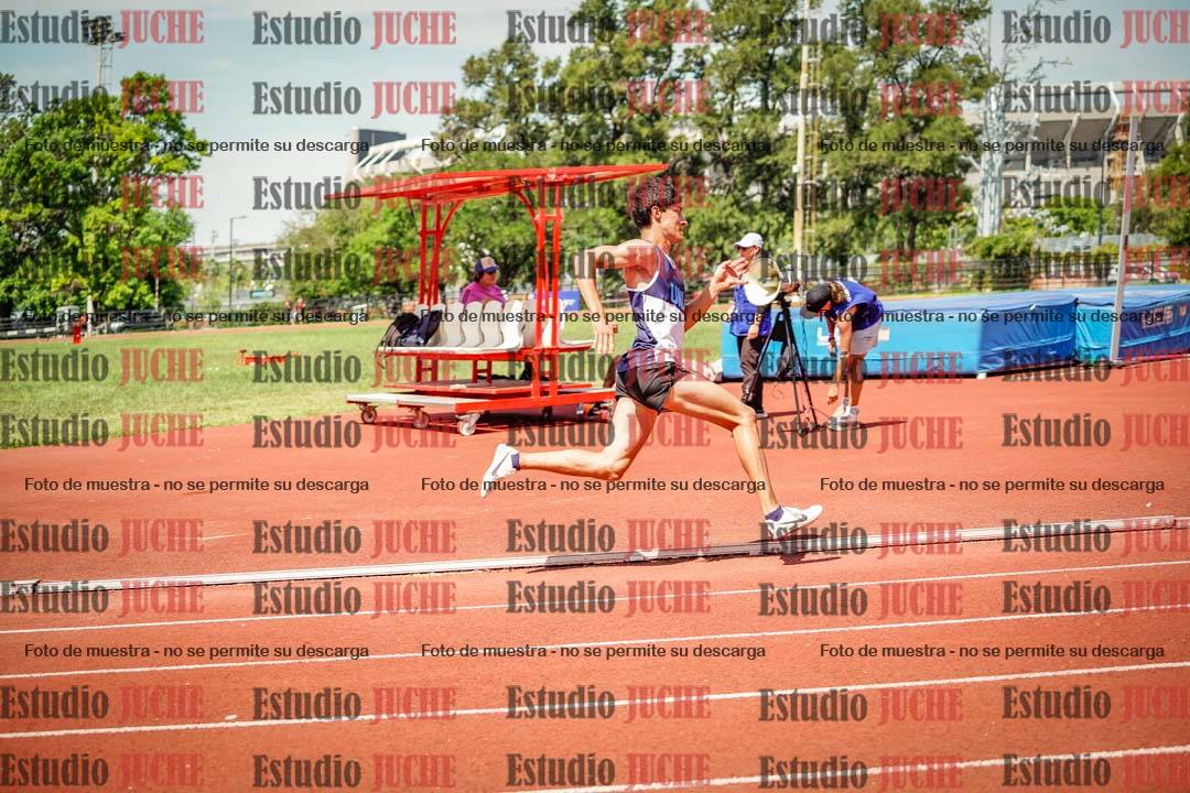 Fotos de los 400 m llanos de varones