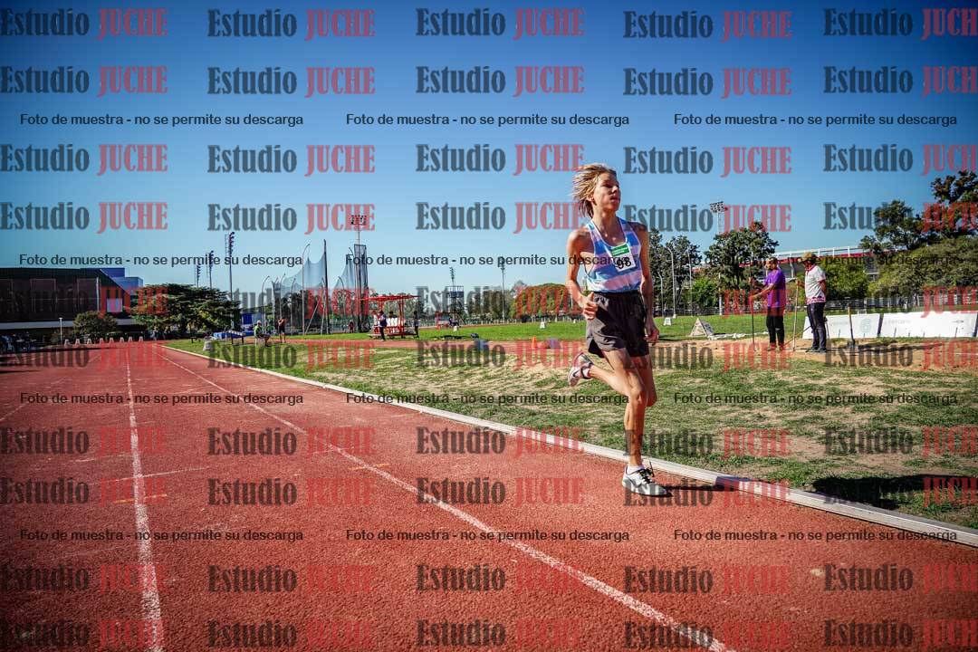 Fotos de los 600 m llanos de varones