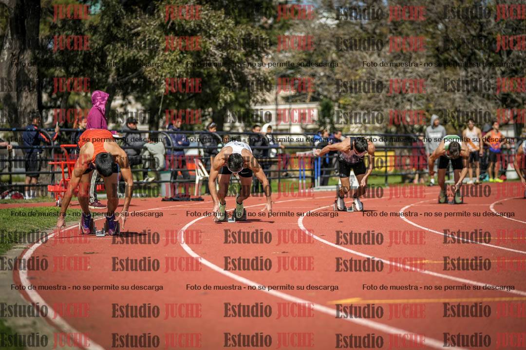 Fotos de los 200 m llanos de varones