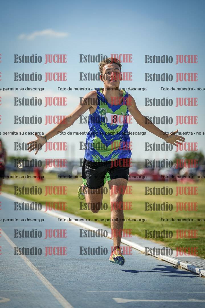 Fotos de los 600 m llanos de varones