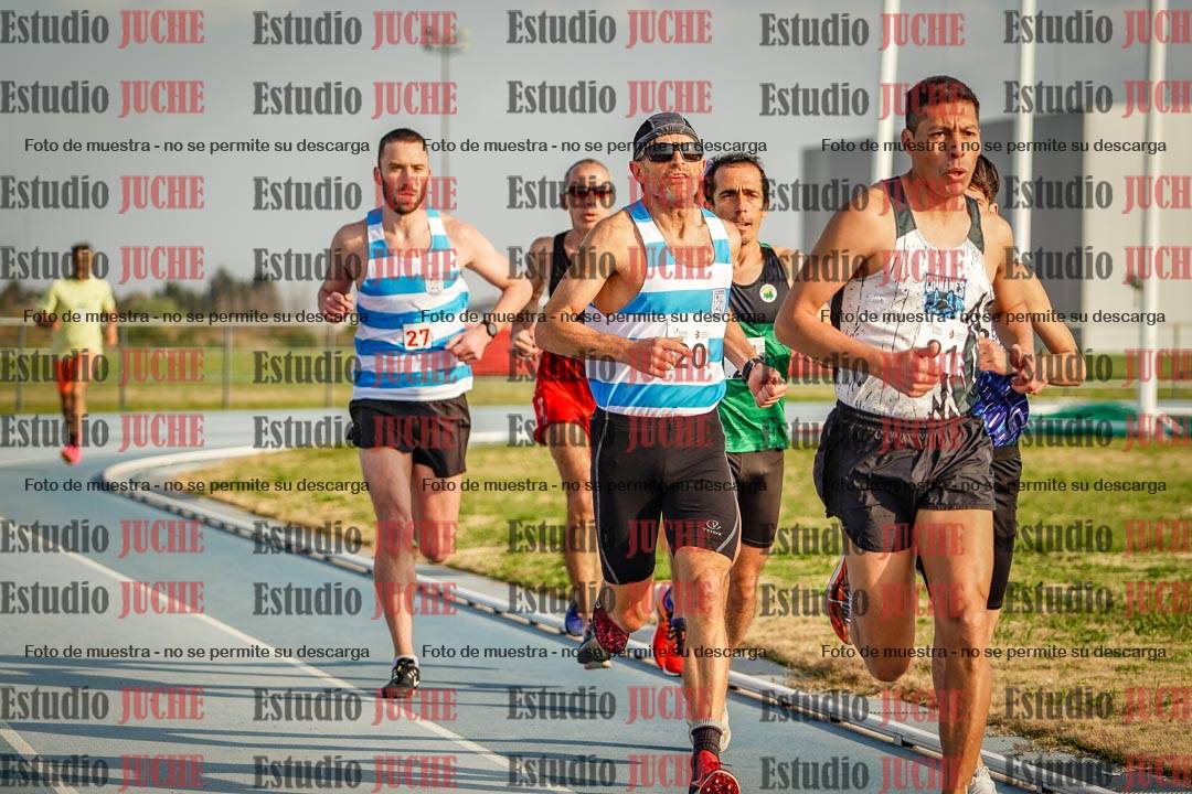 Fotos de los 3000 m llanos de varones