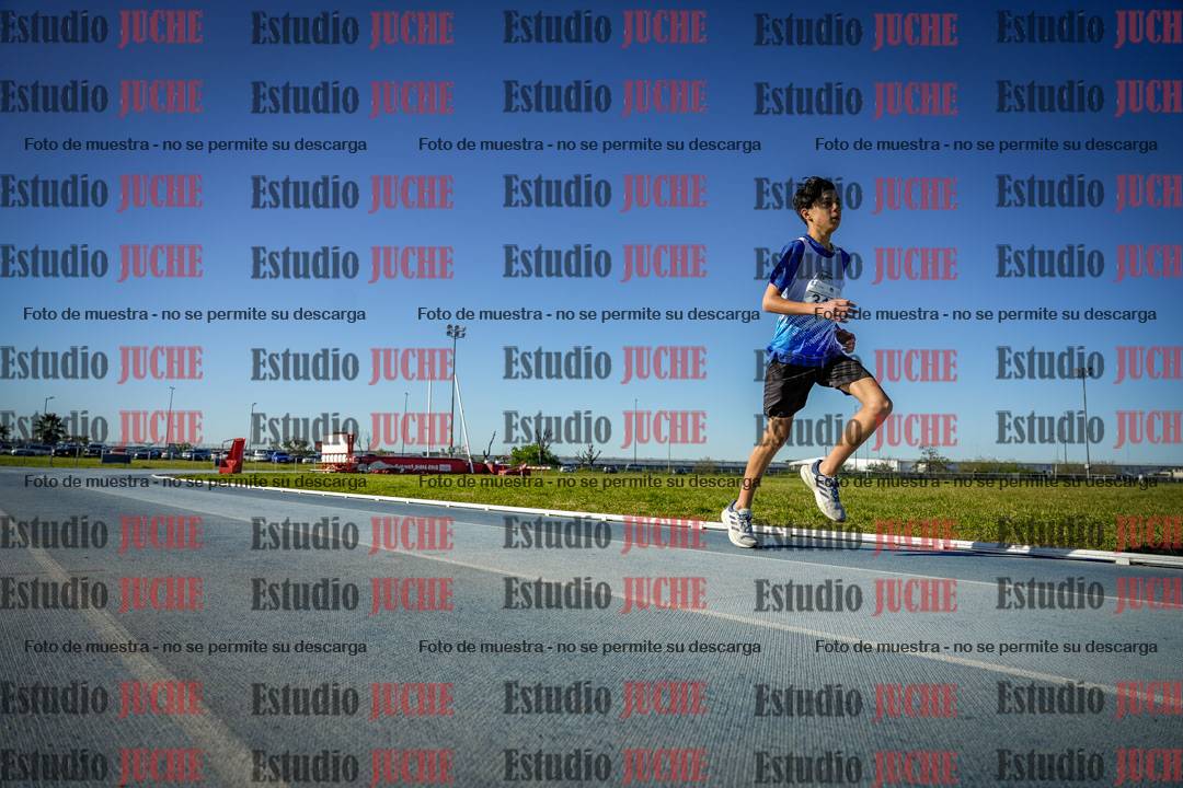 Fotos de los 2000 m llanos de varones