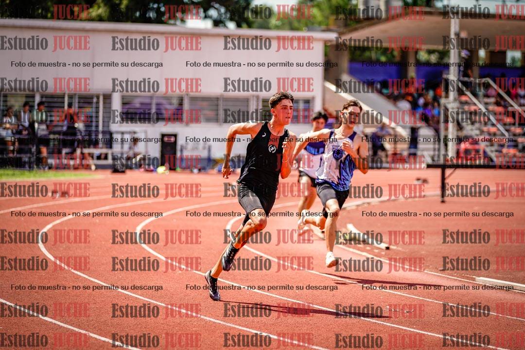Fotos de los 400 m llanos de varones