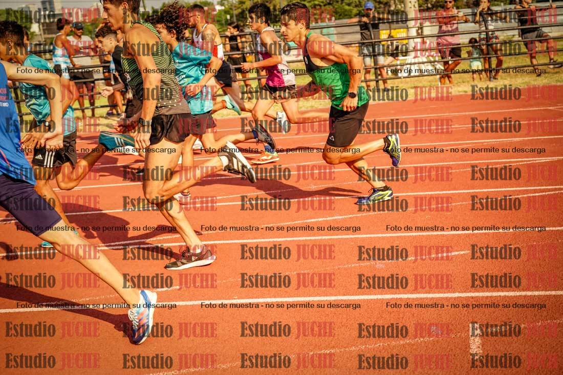 Fotos de los 1500 m llanos de varones