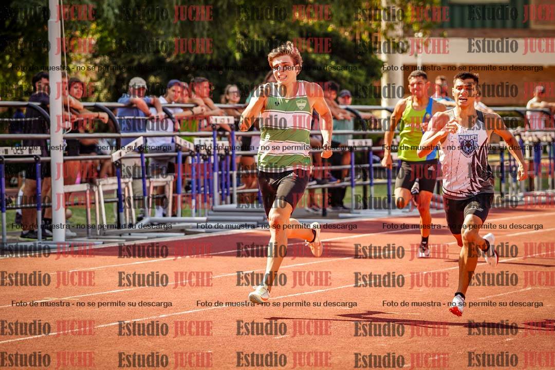 Fotos de los 400 m llanos de varones