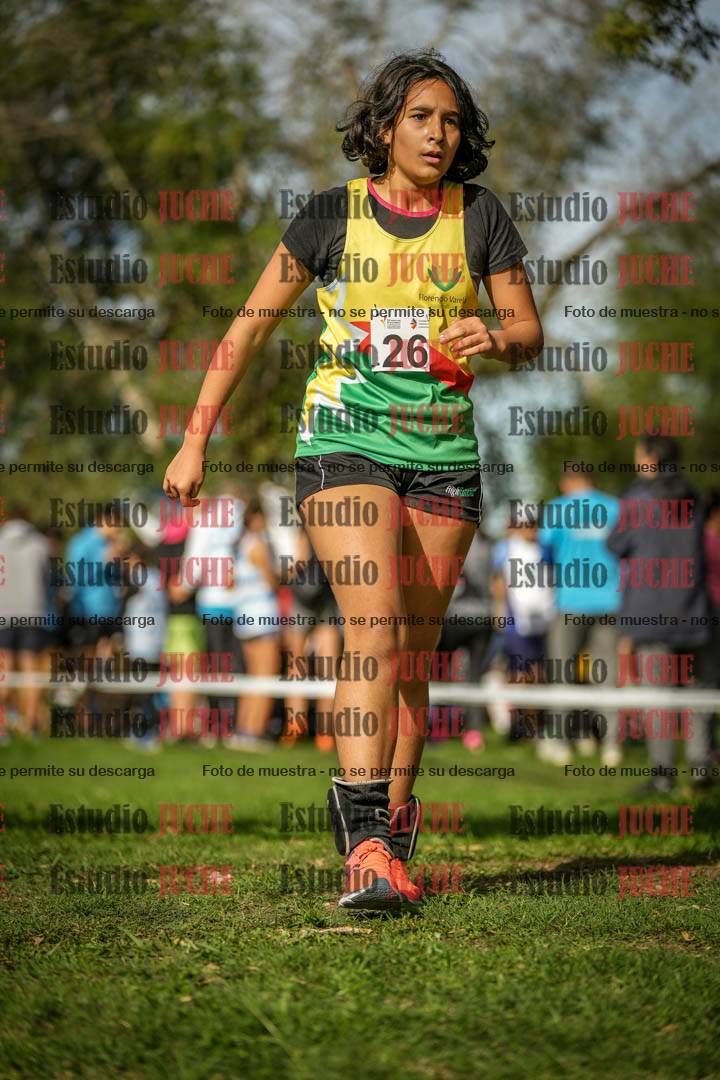 Fotos de la llegada del cross de 1000 m