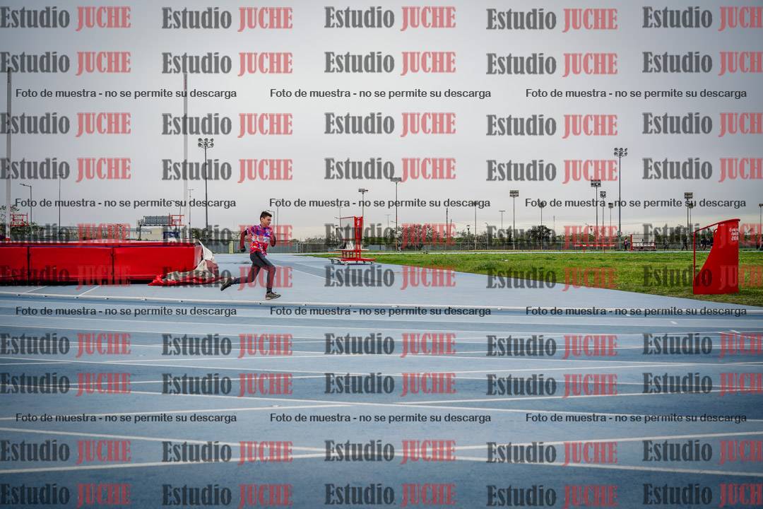 Fotos de los 150 m llanos de varones - U14