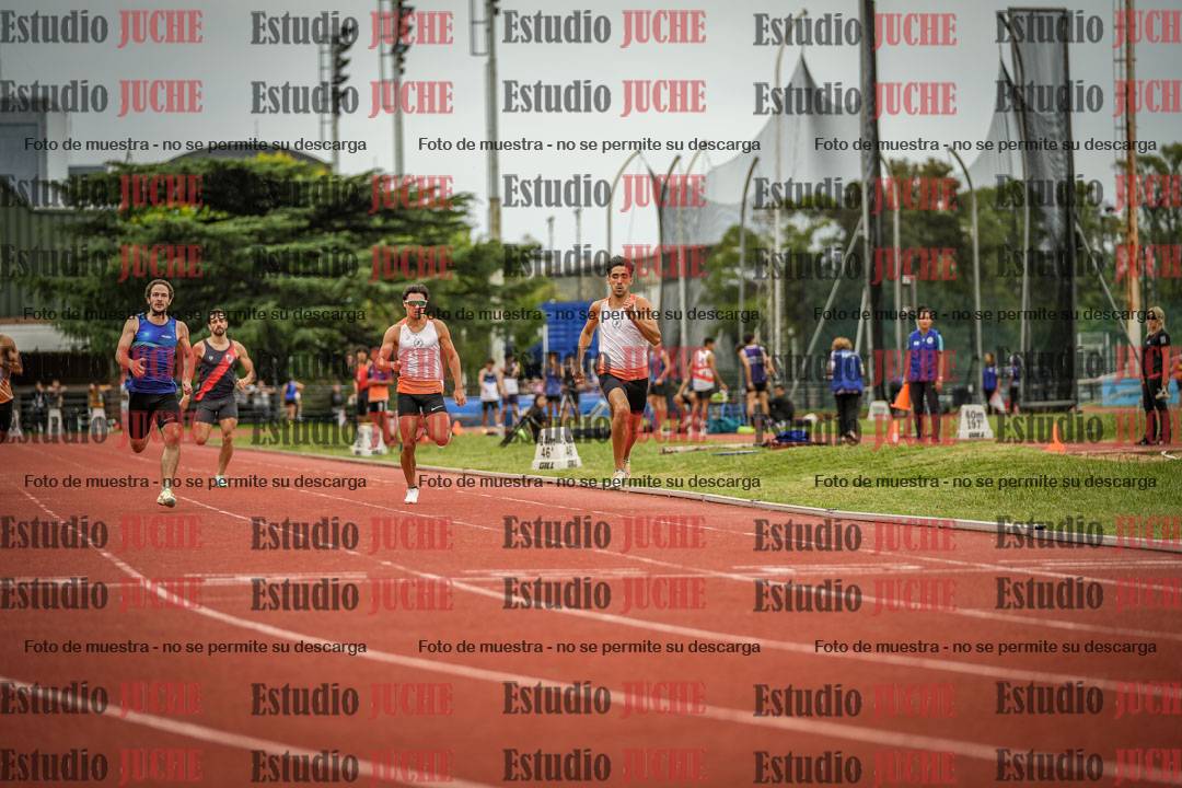 Fotos de los 400 m llanos de varones