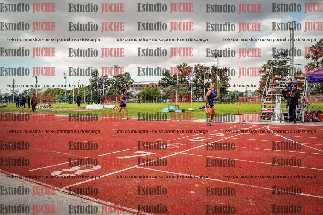 Fotos de los 400 m llanos de varones