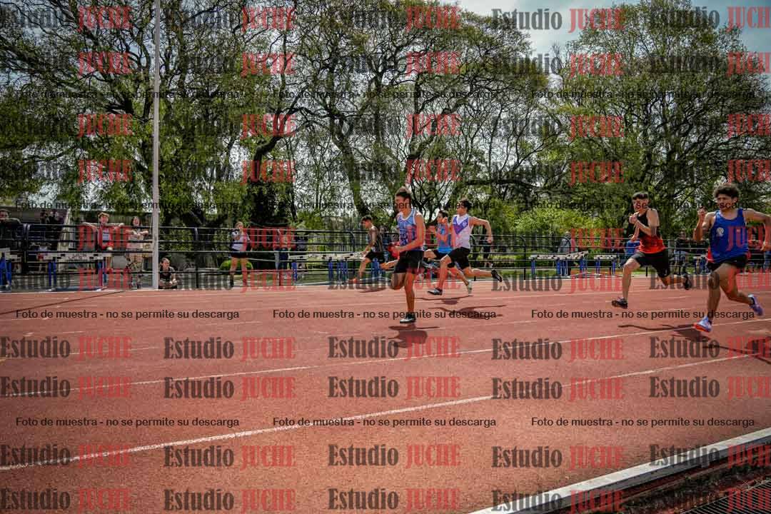 Fotos de los 80 m llanos de varones - FINAL