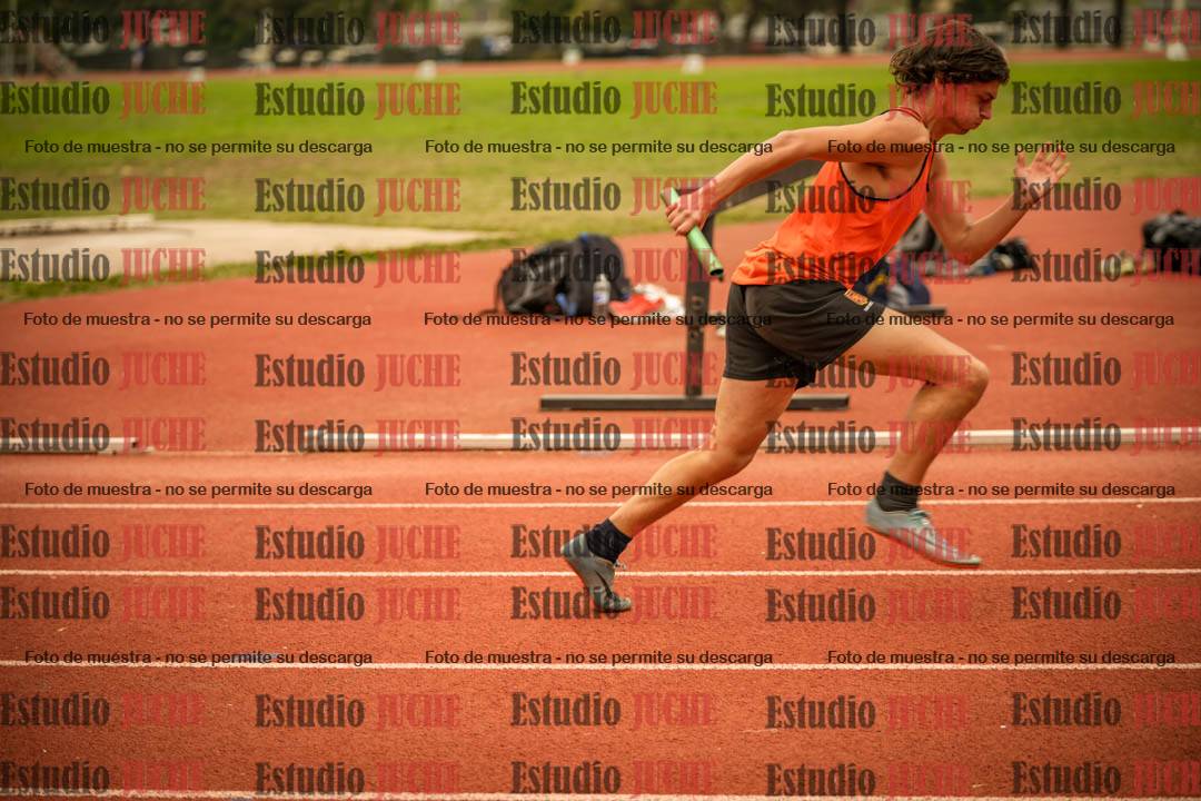 Fotos de las Postas 4x400 m de varones