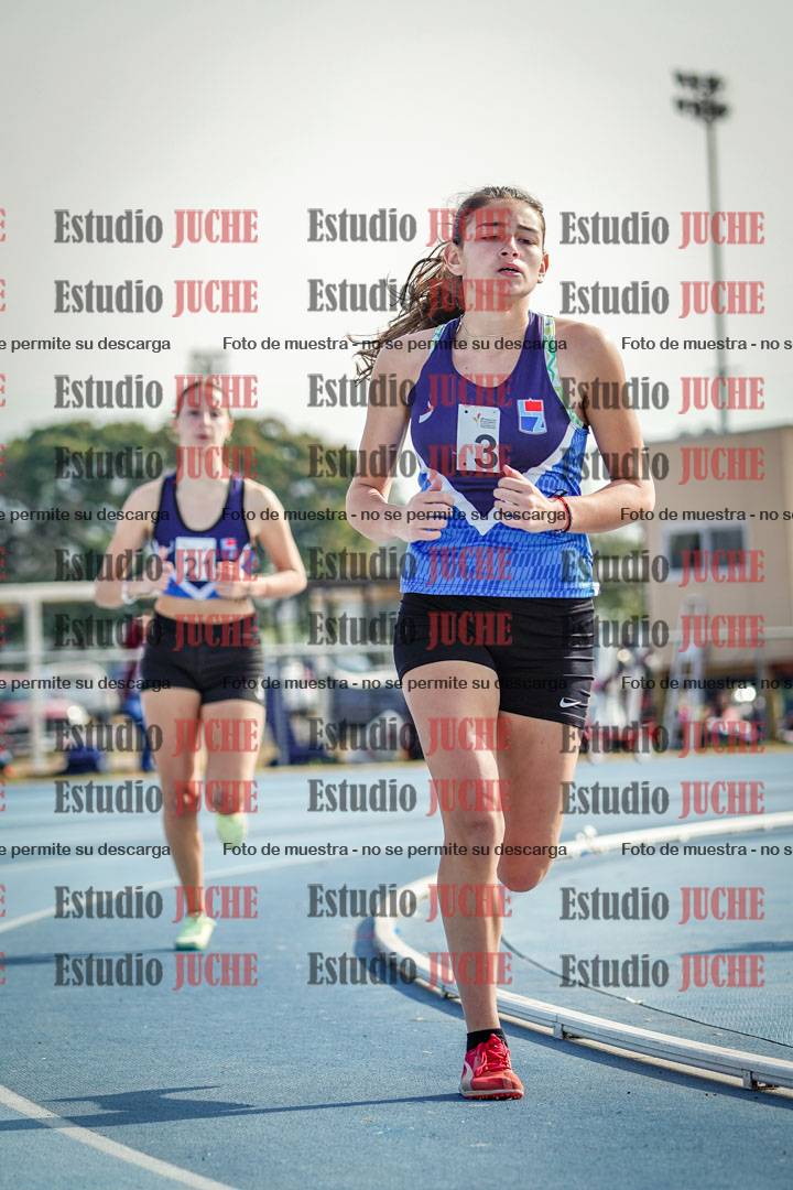 Fotos de los 800 m llanos de mujeres - combinadas 7