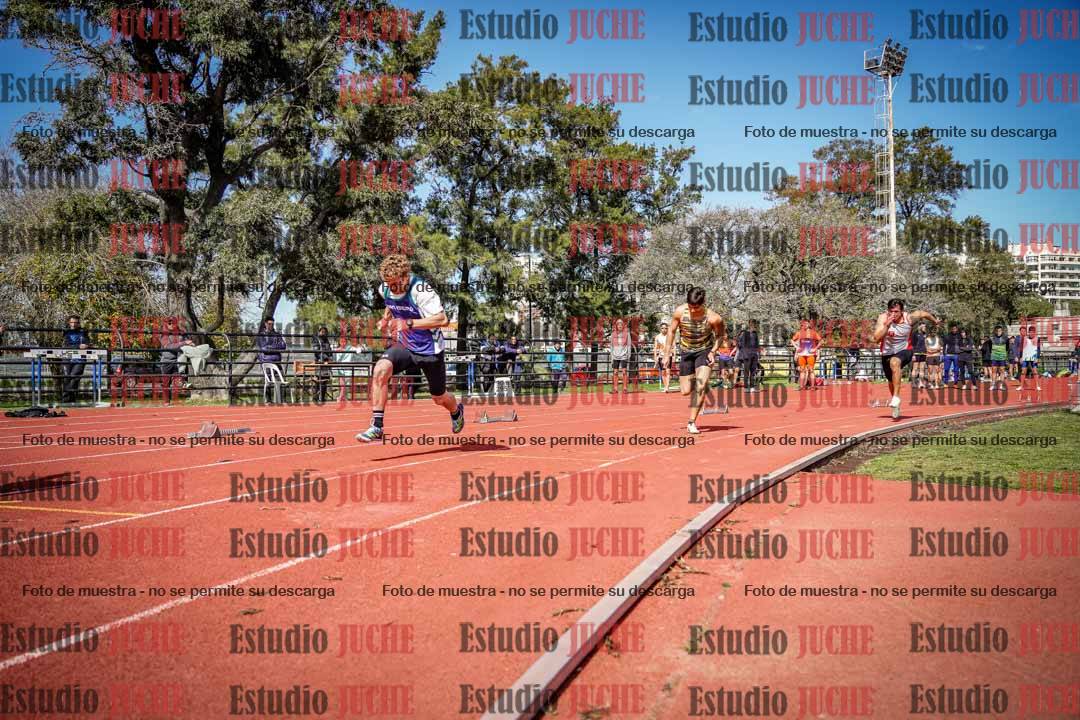 Fotos de los 200 m llanos de varones