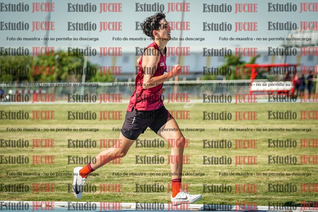 Fotos de los 600 m llanos de varones