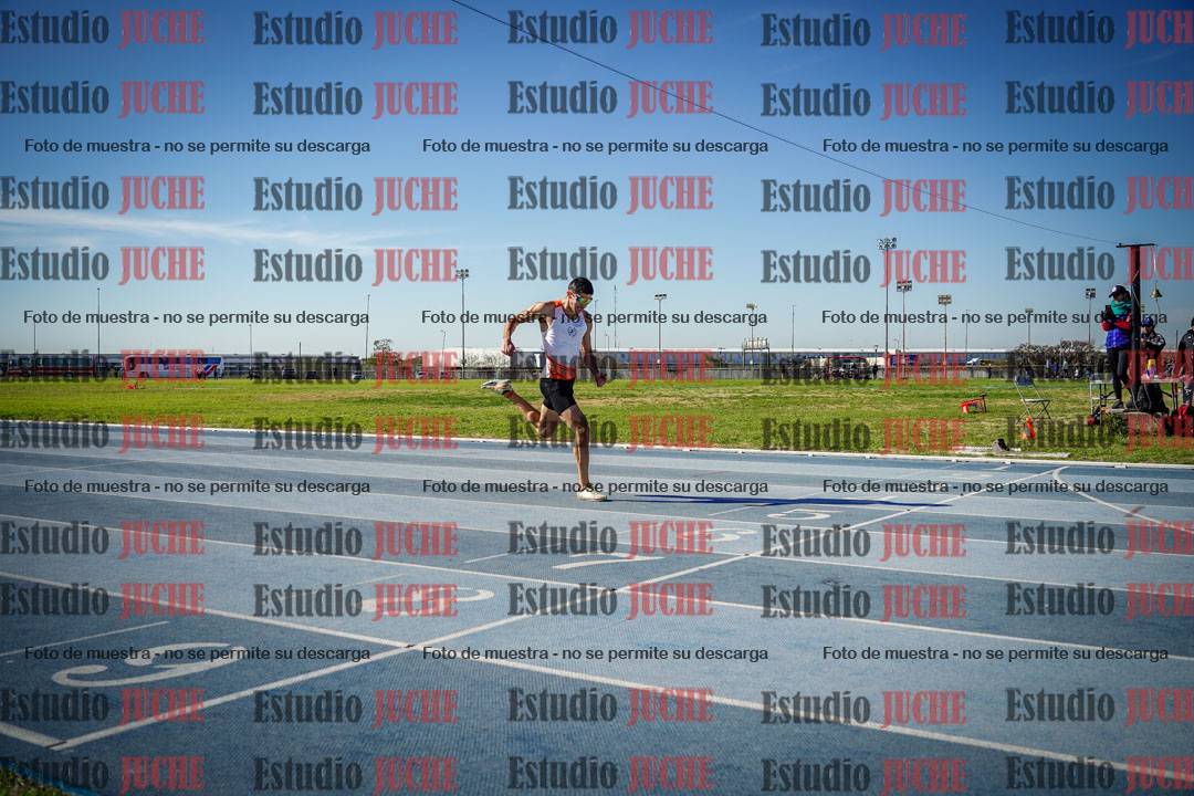 Fotos de los 400 m llanos de varones