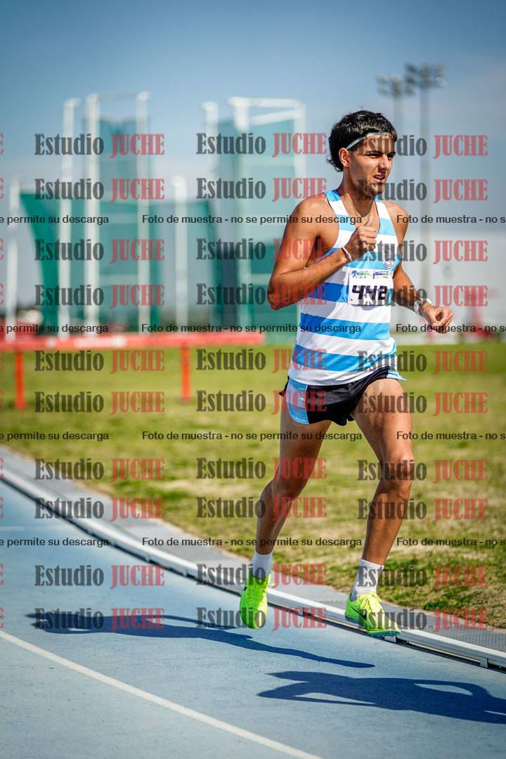Fotos de los 3000 m llanos de varones