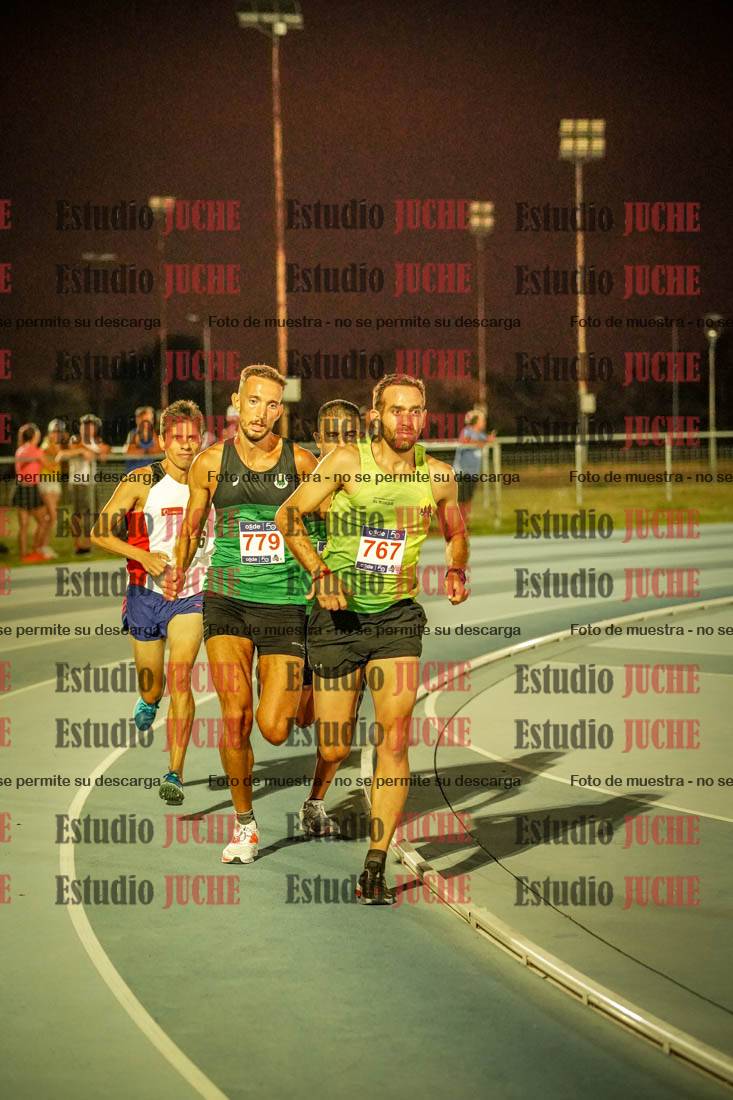 Fotos de los 3000 m llanos de varones