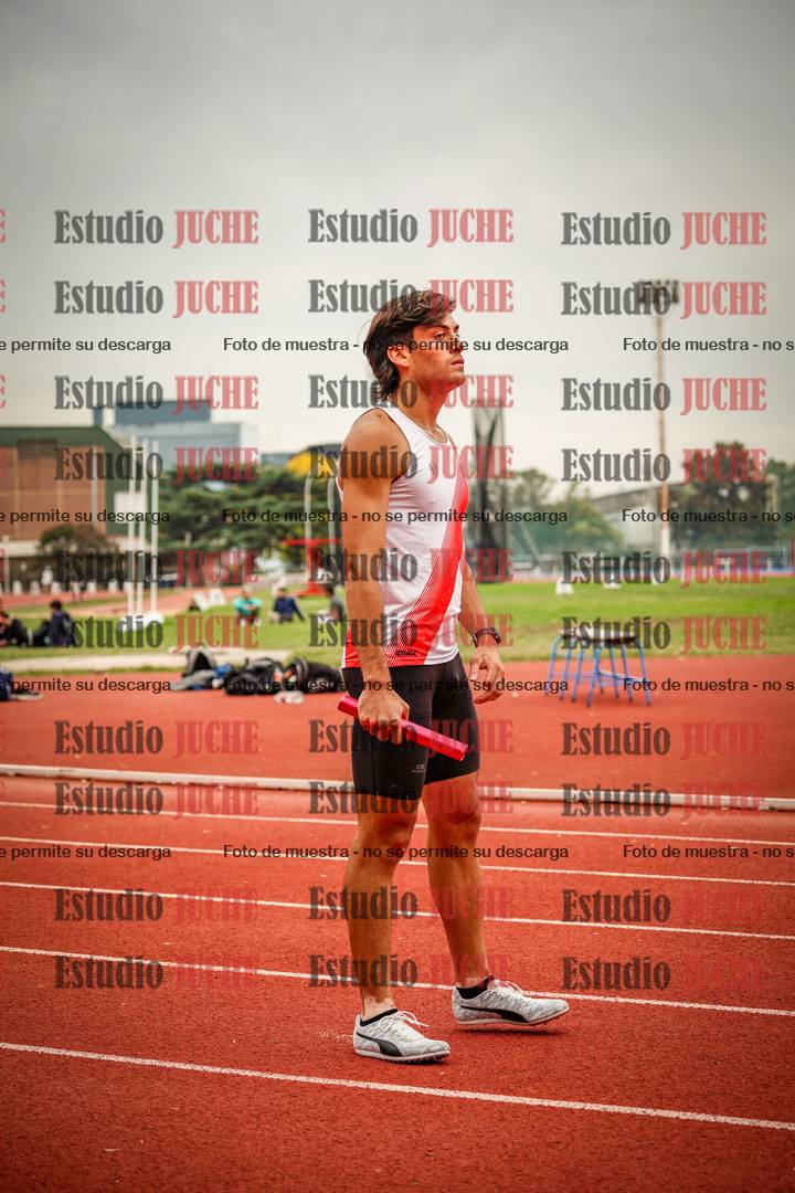 Fotos de las Postas 4x400 m de varones