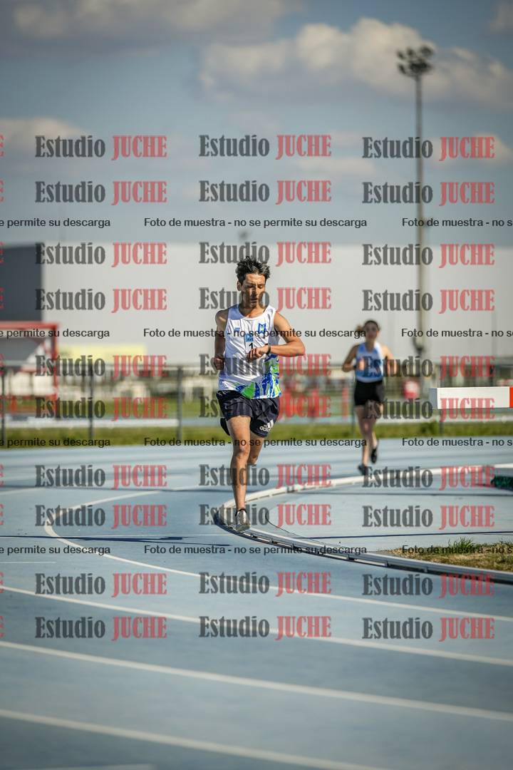 Fotos de los 5000 m llanos de mujeres y varones