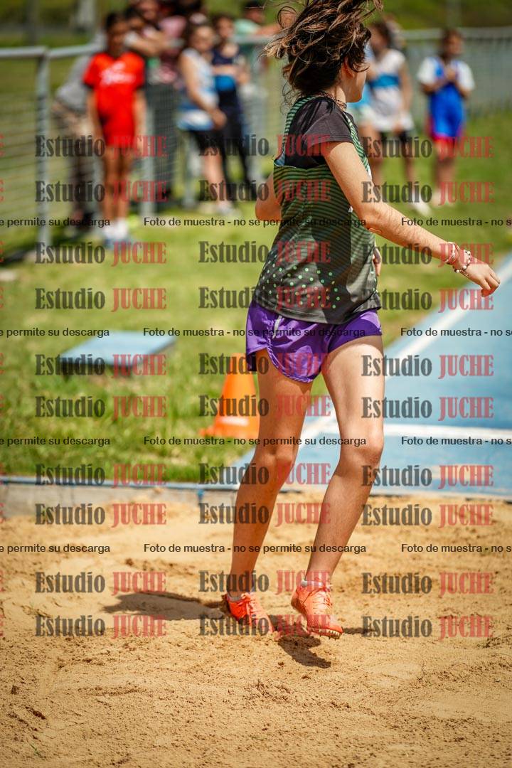 Fotos del salto en largo de mujeres - U12