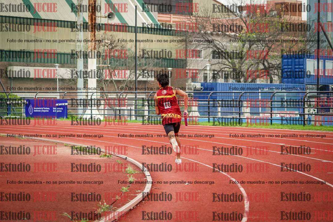 Fotos de las postas 8x200 m mixtas