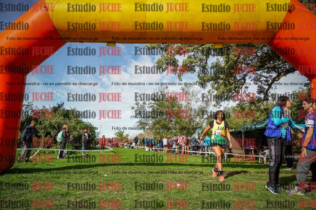 Fotos de la llegada del cross de 1000 m