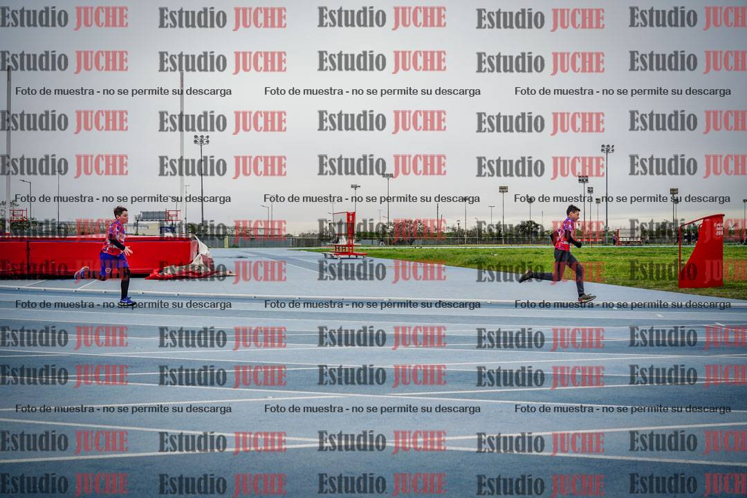 Fotos de los 150 m llanos de varones - U14