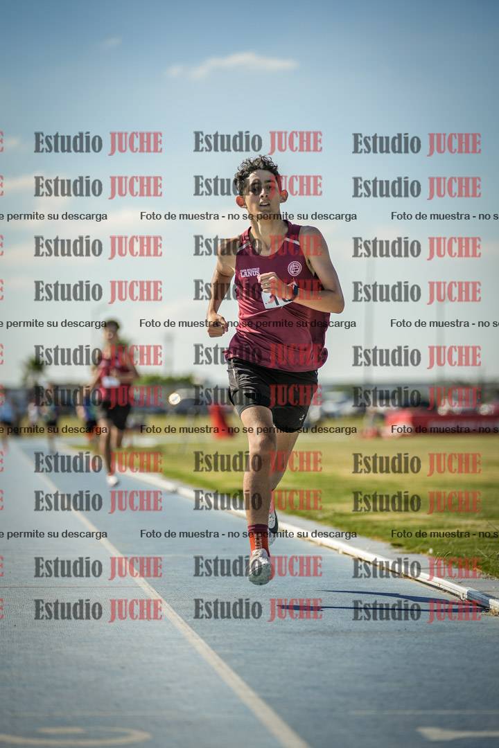 Fotos de los 600 m llanos de varones