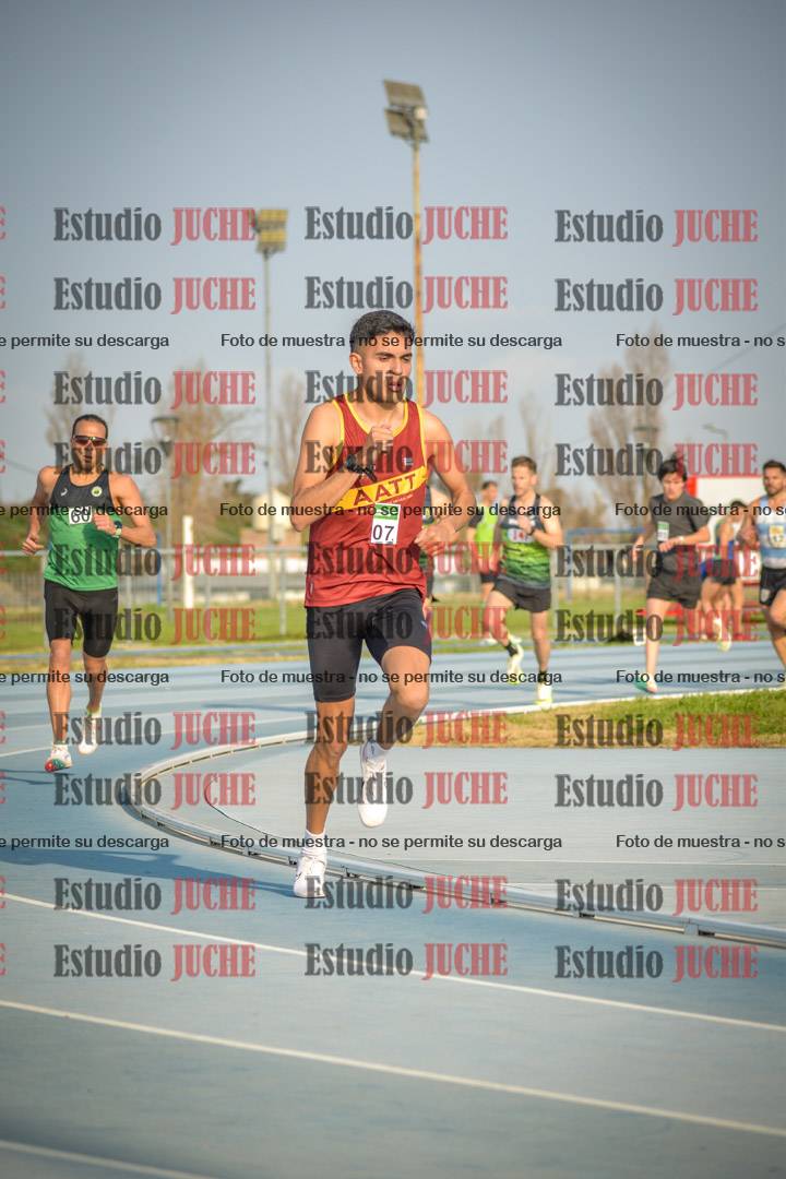 Fotos de los 3000 m llanos de varones