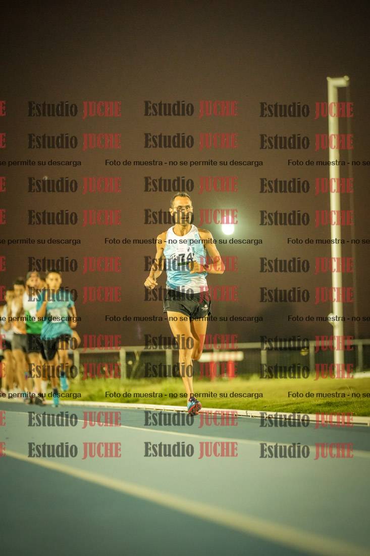Fotos de los 3000 m llanos de varones