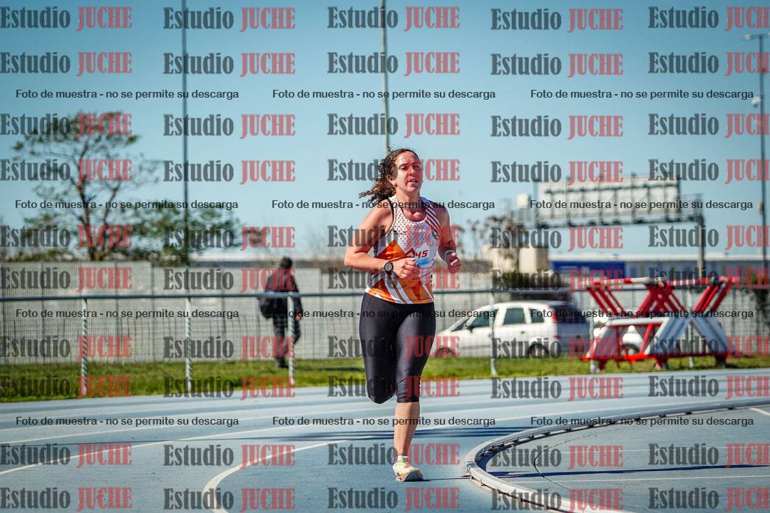 Fotos de los 5000 m llanos de mujeres y varones