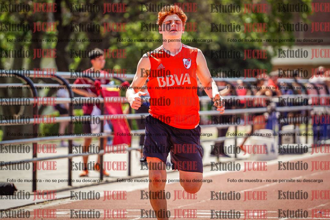 Fotos de los 200 m llanos de varones