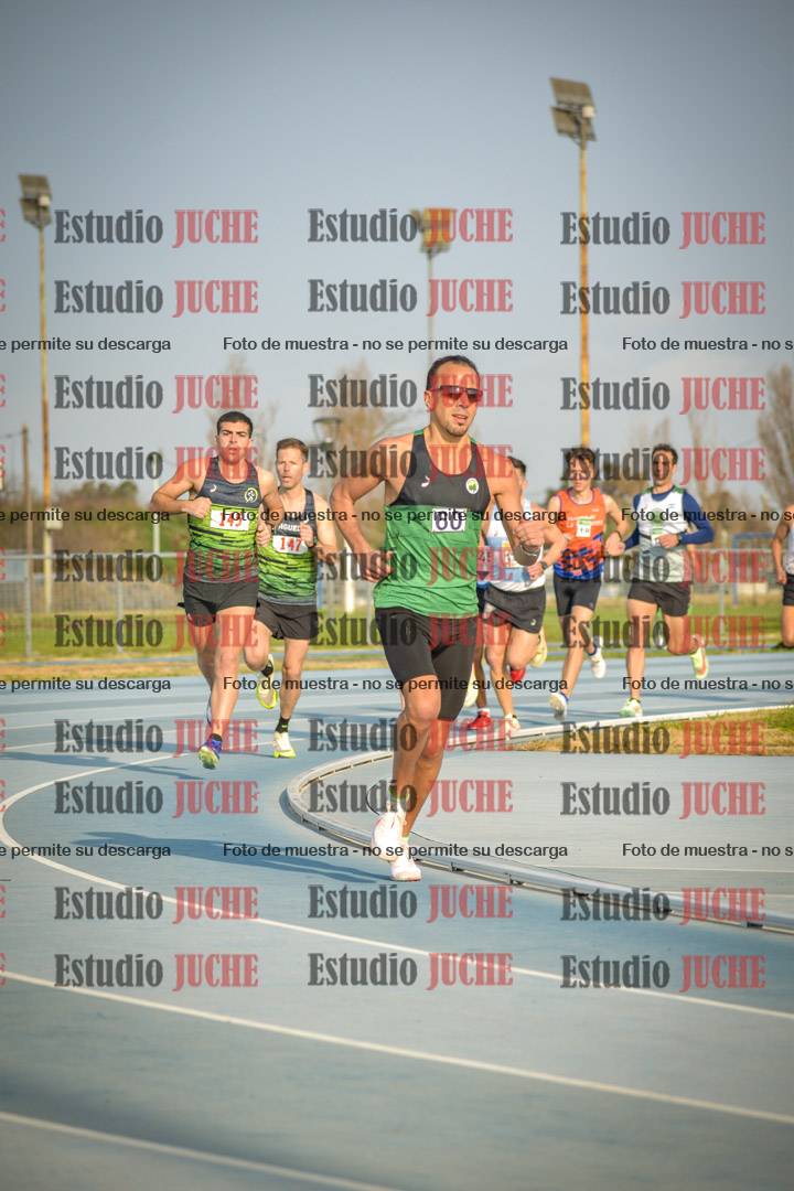 Fotos de los 3000 m llanos de varones