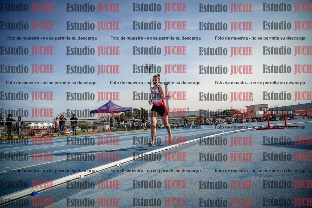 Fotos de los 800 m llanos de mujeres - combinadas 7