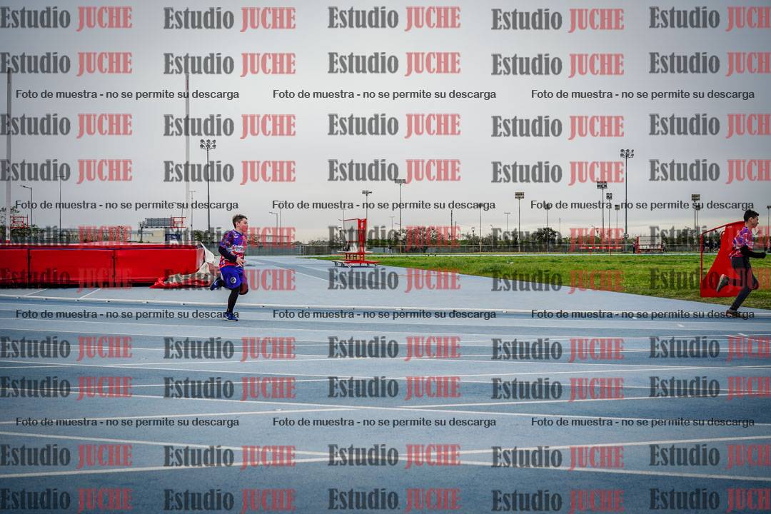 Fotos de los 150 m llanos de varones - U14