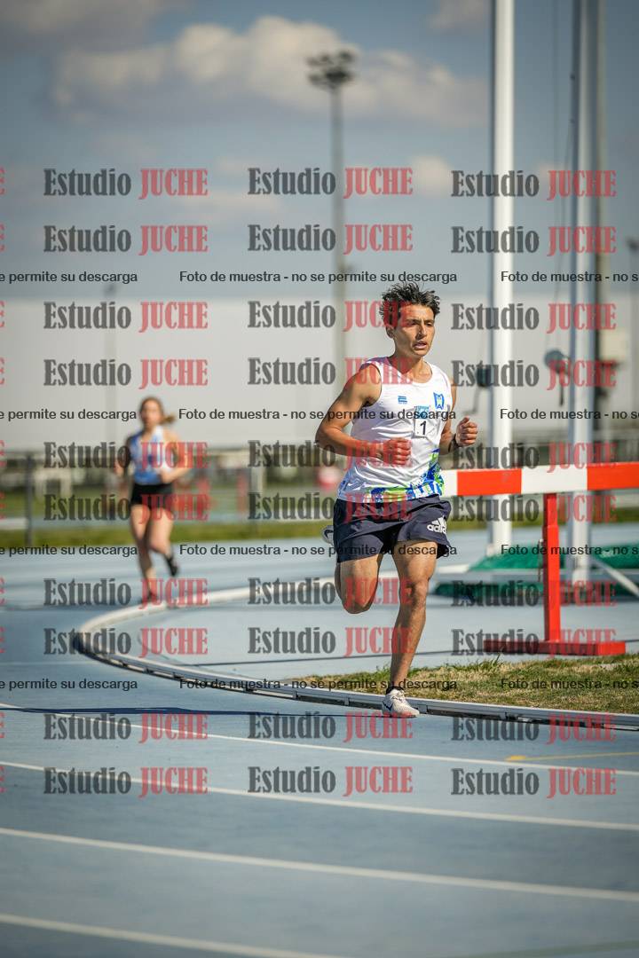 Fotos de los 5000 m llanos de mujeres y varones