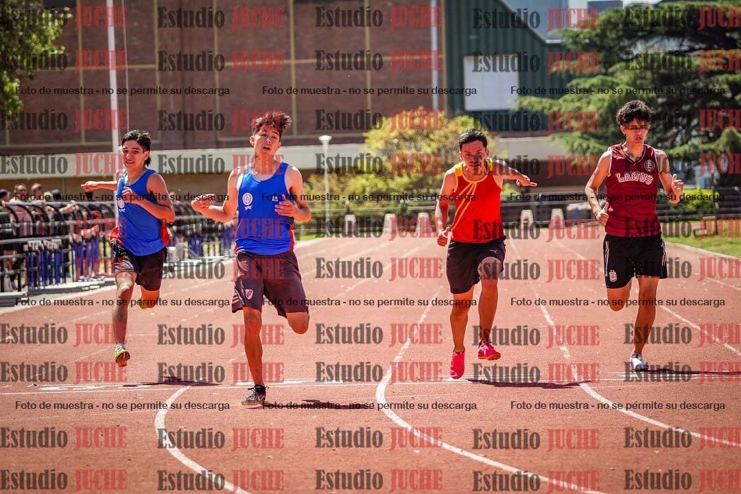 Fotos de los 200 m llanos de varones