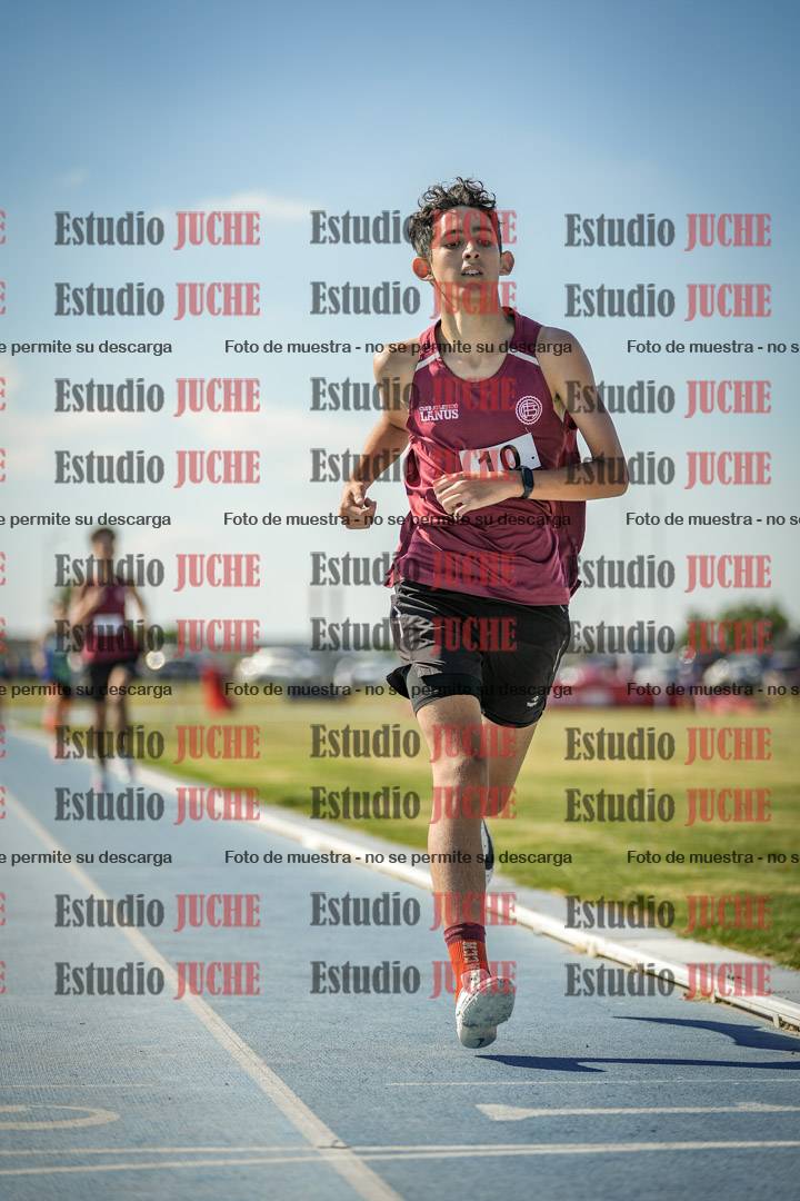 Fotos de los 600 m llanos de varones