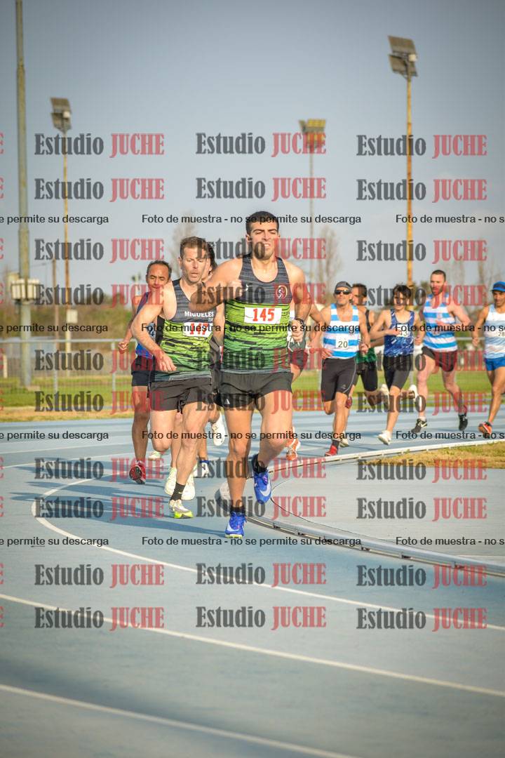 Fotos de los 3000 m llanos de varones